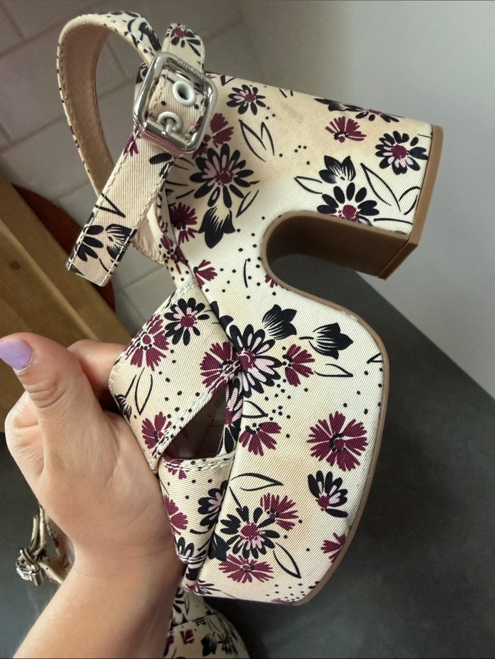 MIU MIU Platform Floral Sandals size 38.5 Cream/Purple/Black